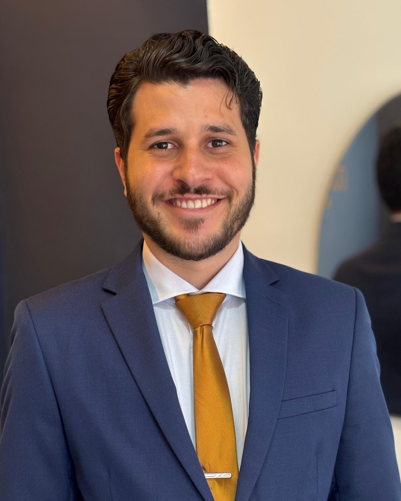 Dr. Colodino - Advogado Sócio